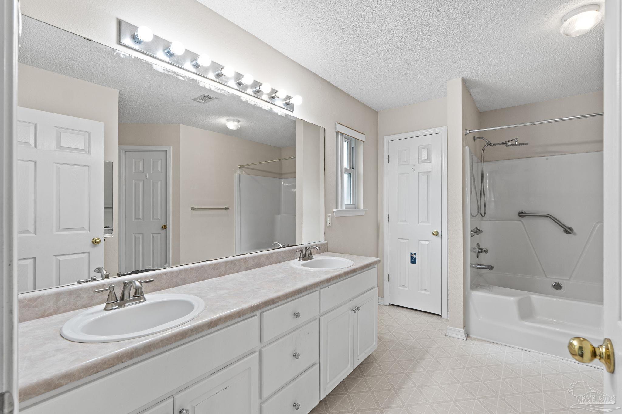 1237 Grand Ridge Circle Gulf Breeze, FL 32563 - Photo 27 of 46 Gallery Image 27