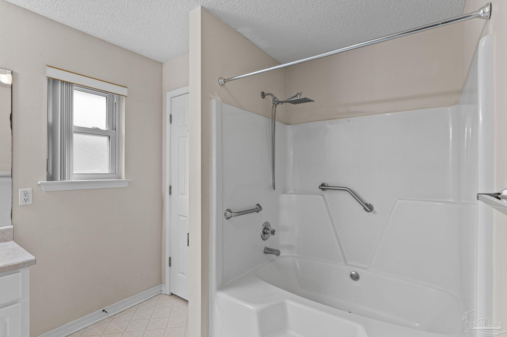 1237 Grand Ridge Circle Gulf Breeze, FL 32563 - Photo 29 of 46 Gallery Image 29