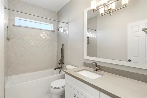 $850,000 | 7804 Baywood Court, North Richland Hills, TX 76182