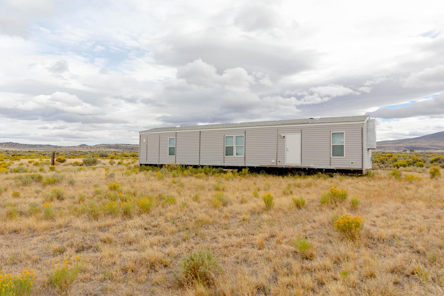 529-950 Stage Road Ravendale, CA 96123 - Photo 2 of 10 Gallery Image 2
