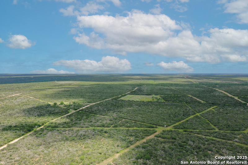 0 Tbd San Diego, TX 78384 - Photo 4 of 42 a view of an ocean and a yard