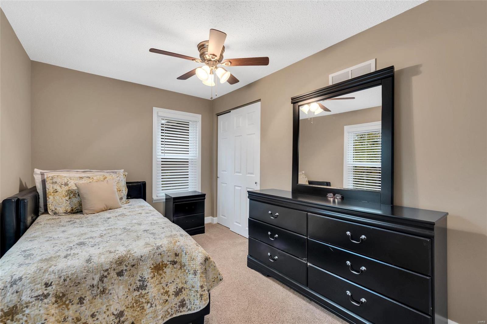 4265 Ringer Road St. Louis, MO 63129 - Photo 8 of 15 Gallery Image 8