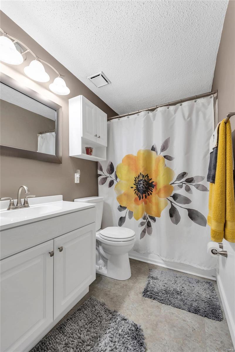 4265 Ringer Road St. Louis, MO 63129 - Photo 10 of 15 Gallery Image 10