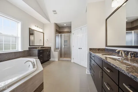 $1,100,000 | 200 Swift Creek Crossing, Durham, NC 27713