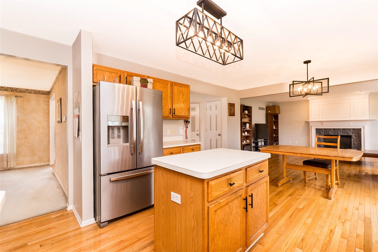 399 Quail Ridge Court Waterford, MI 48327 - Photo 9 of 44