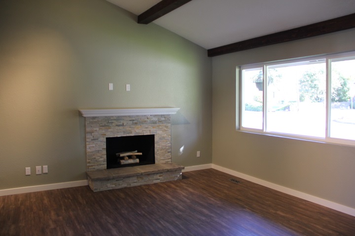 321 North Mamer Road Spokane Valley, WA 99216 - Photo 2 of 16