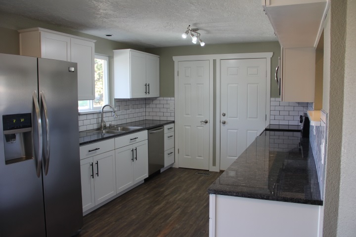 321 North Mamer Road Spokane Valley, WA 99216 - Photo 5 of 16