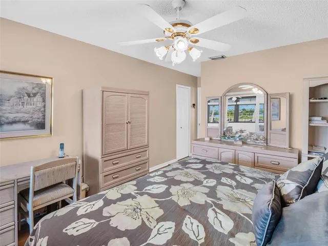 $2,800 | 656 Windrush Bay Drive, Unit 656, Tarpon Springs, FL 34689