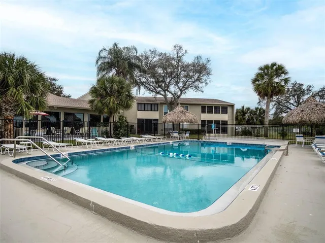 $2,800 | 656 Windrush Bay Drive, Unit 656, Tarpon Springs, FL 34689