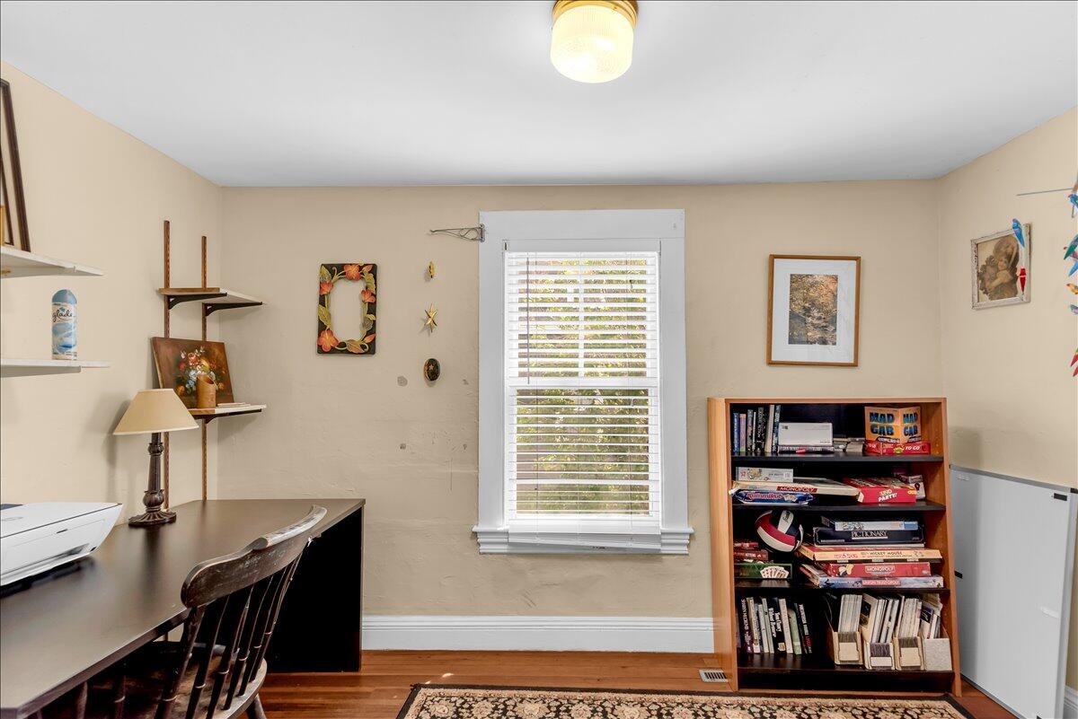 10 Green Street Castine, ME 04421 - Photo 14 of 63 07-10 Green St (60 of 68)