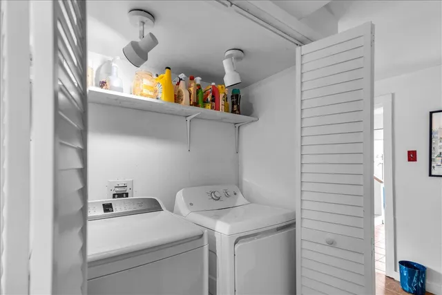 $640,000 | 10 Green Street, Castine, ME 04421