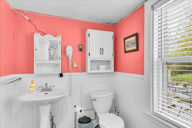 $640,000 | 10 Green Street, Castine, ME 04421