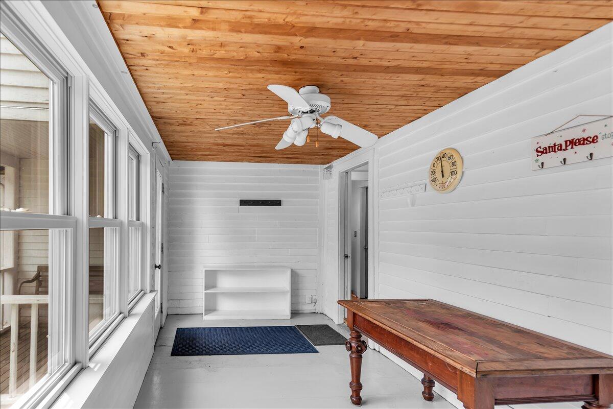 10 Green Street Castine, ME 04421 - Photo 10 of 63 57-10 Green St (35 of 68)