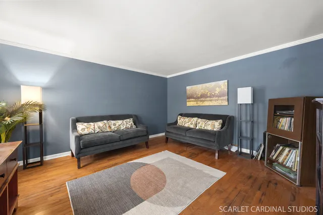 $700,000 | 625 Buttonwood Circle, Naperville, IL 60540