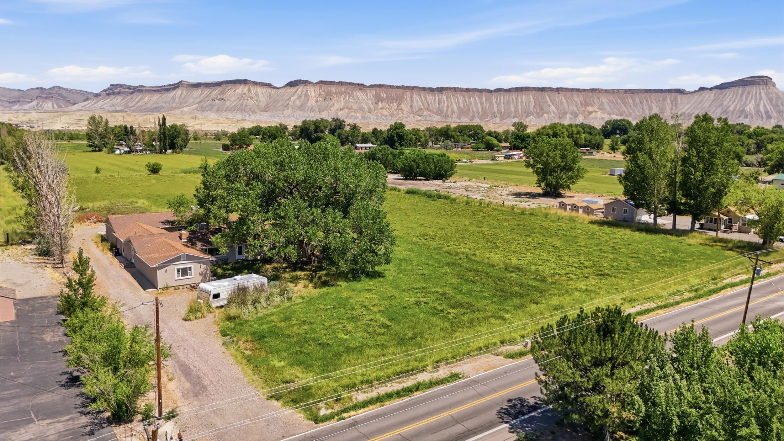 3036 F F 1/2 Road Grand Junction, CO 81504 - Photo 2 of 9