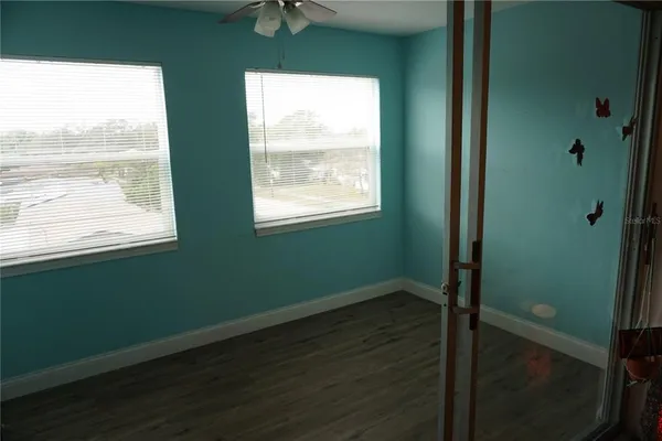 $1,600 | 1000 49th Street North, Unit 311, St. Petersburg, FL 33710