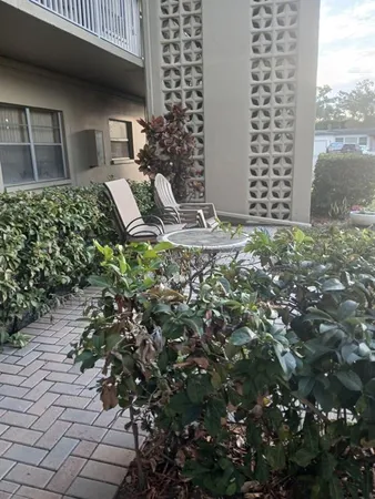 $1,600 | 1000 49th Street North, Unit 311, St. Petersburg, FL 33710