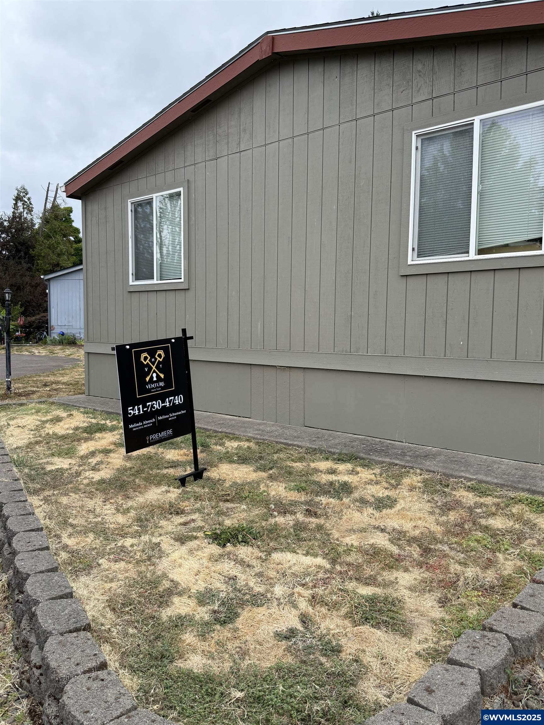 34505 Riverside Drive, Unit #9 Albany, OR 97321 - Photo 2 of 20