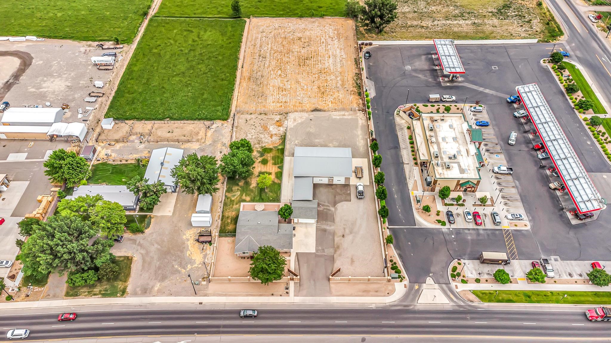 408 29 Road Grand Junction, CO 81504 - Photo 8 of 42 Gallery Image 8