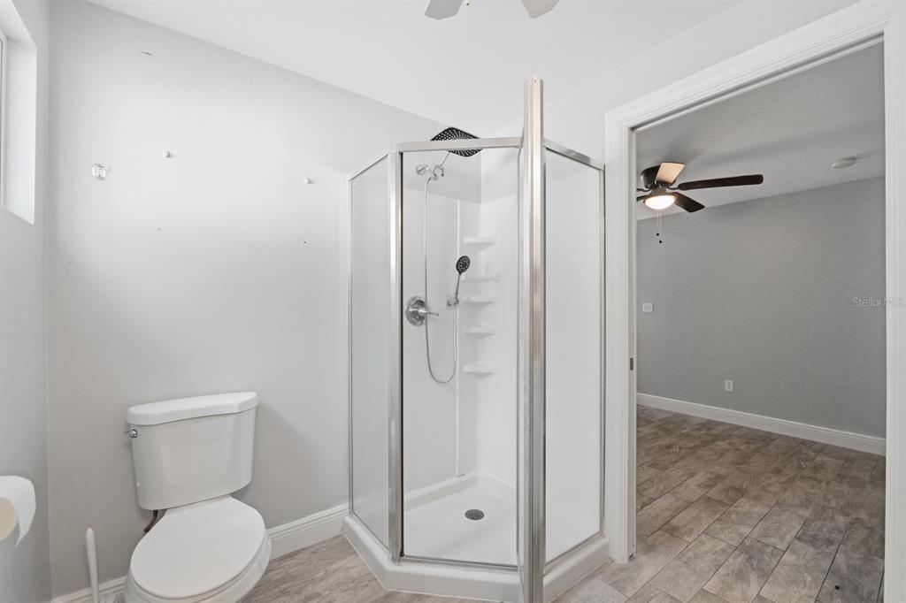 15509 Casey Rd Extension, Unit B Tampa, FL 33624 - Photo 10 of 28
