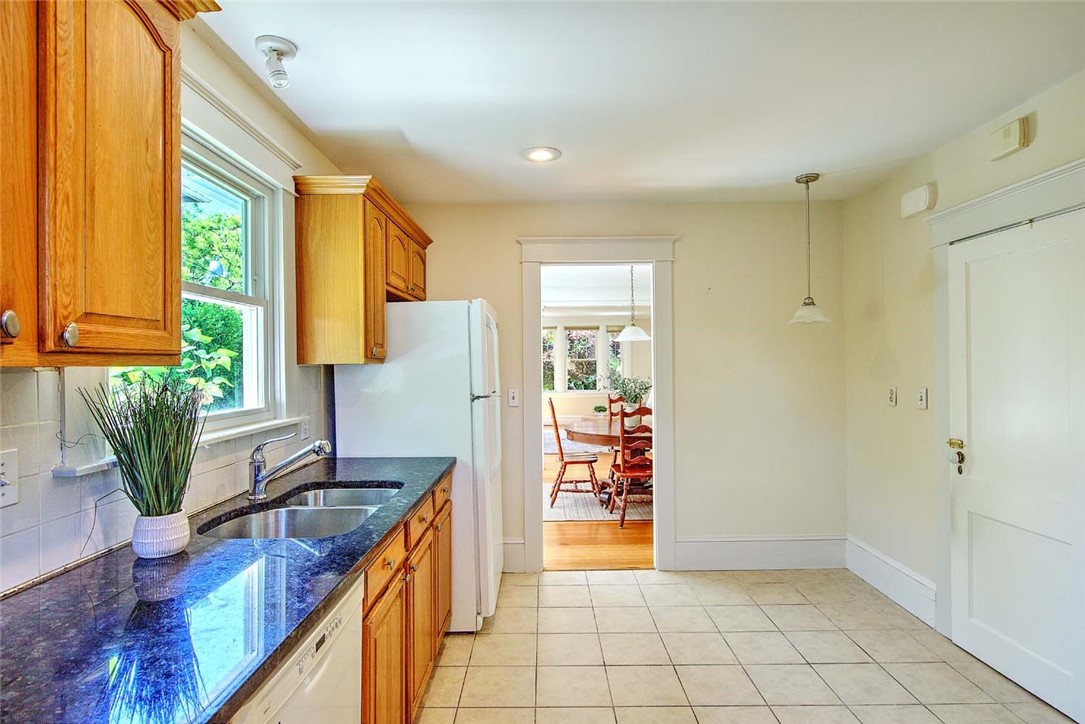 30 Langham Road Providence, RI 02906 - Photo 19 of 39
