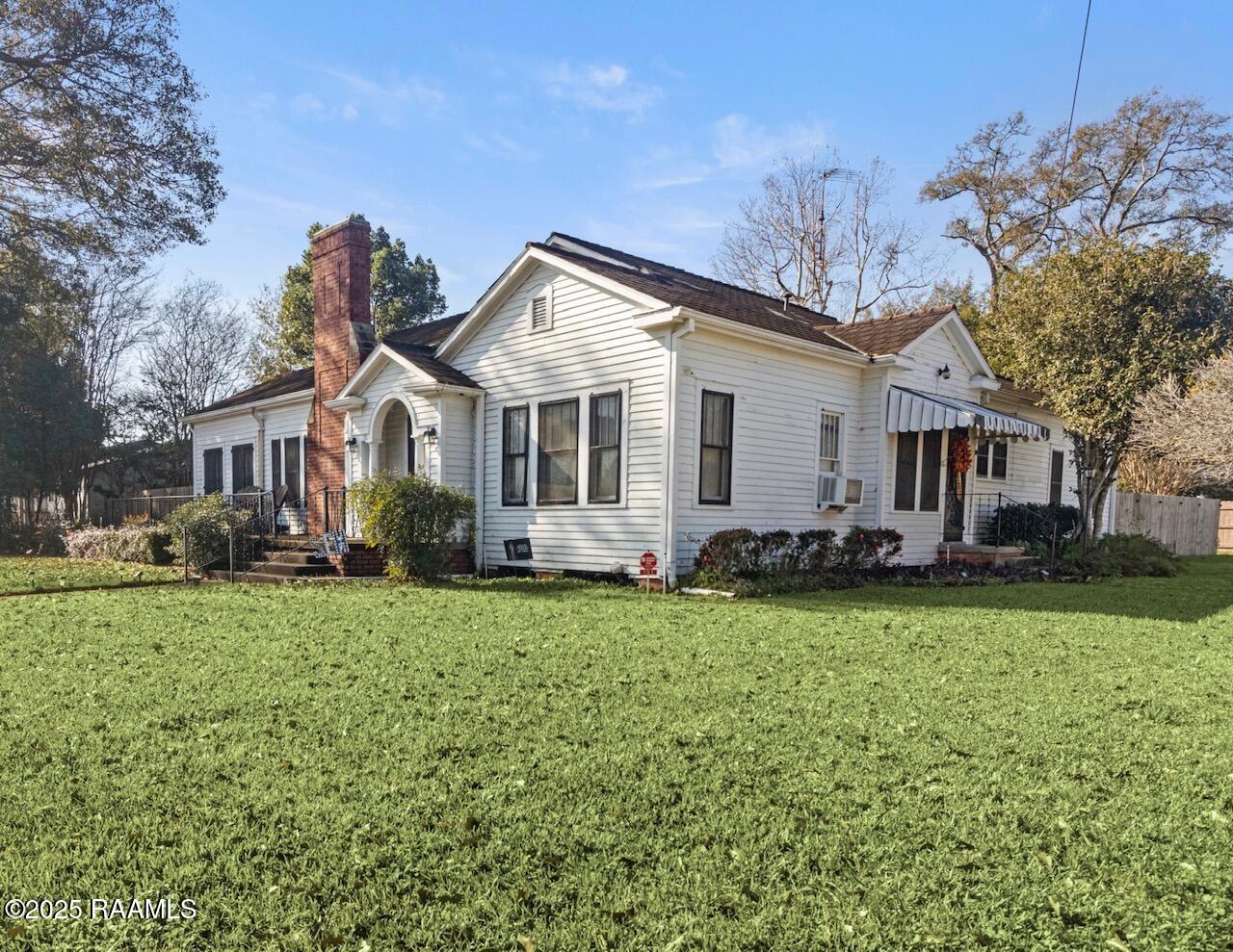 151 North 5th Street Eunice, LA 70535 - Photo 3 of 22 IMG_9530