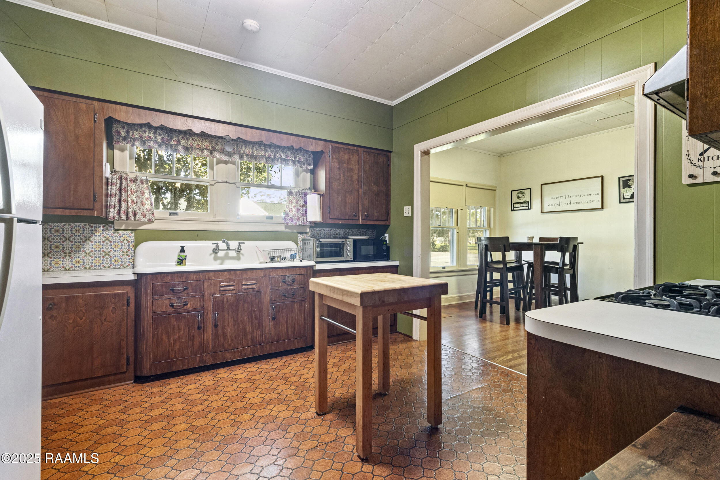 151 North 5th Street Eunice, LA 70535 - Photo 9 of 22 9_img_1318