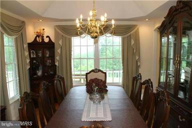 1914 Green Spring Road Winchester, VA 22603 - Photo 3 of 30 Dining Room