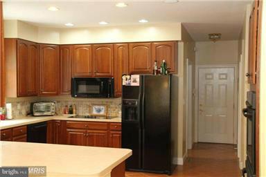 1914 Green Spring Road Winchester, VA 22603 - Photo 8 of 30 Kitchen