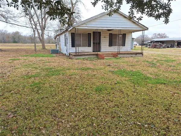 $39,900 | 1005 Bordelon Street, Marksville, LA 71351