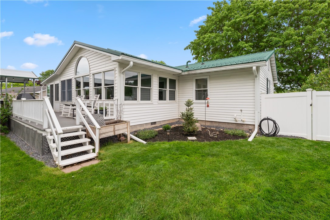34 Van Renssalaer Street Seneca Falls, NY 13148 - Photo 7 of 49