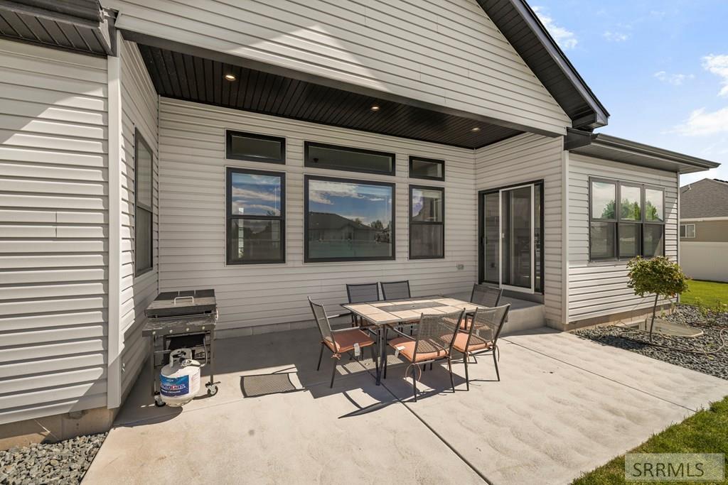 3042 Lin Road Idaho Falls, ID 83401 - Photo 58 of 68 Patio