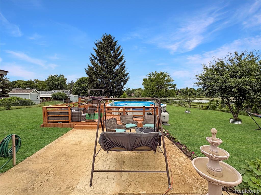 615 Senecal Street Fenton, MI 48430 - Photo 4 of 13