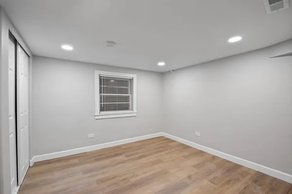 $2,500 | 3751 North Clifton Avenue, Unit CH1, Chicago, IL 60613