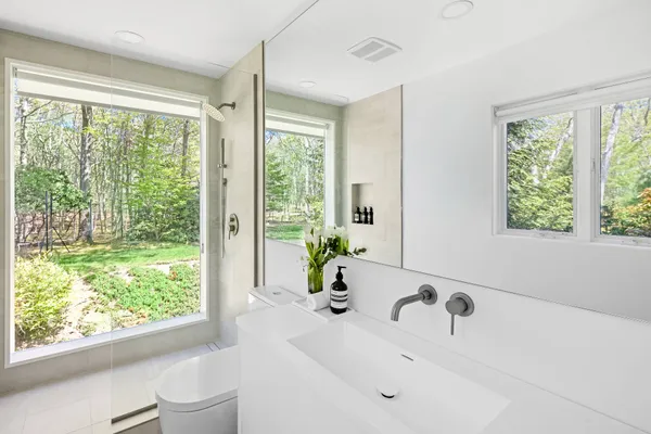 $90,000 | 5 Ely Brook Road, East Hampton, NY 11937