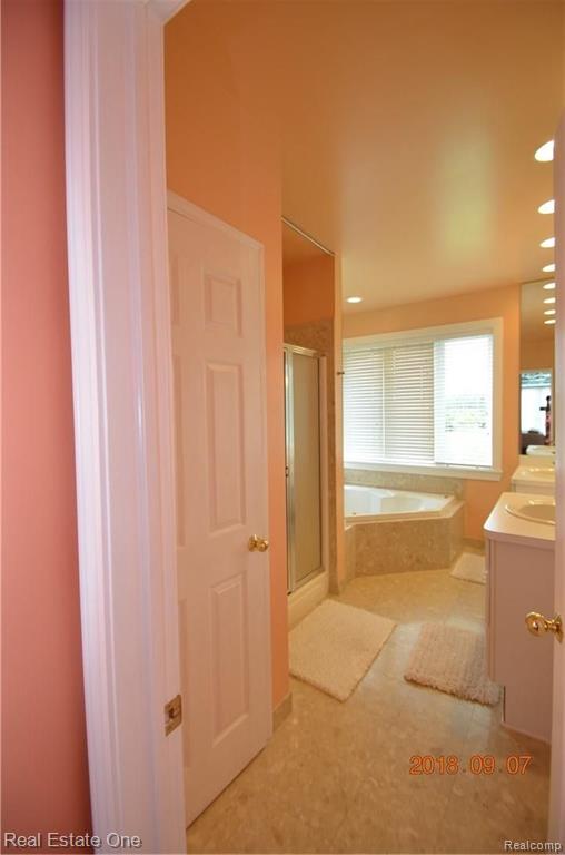 430 West Drahner Road Oxford, MI 48371 - Photo 18 of 43 Gallery Image 18