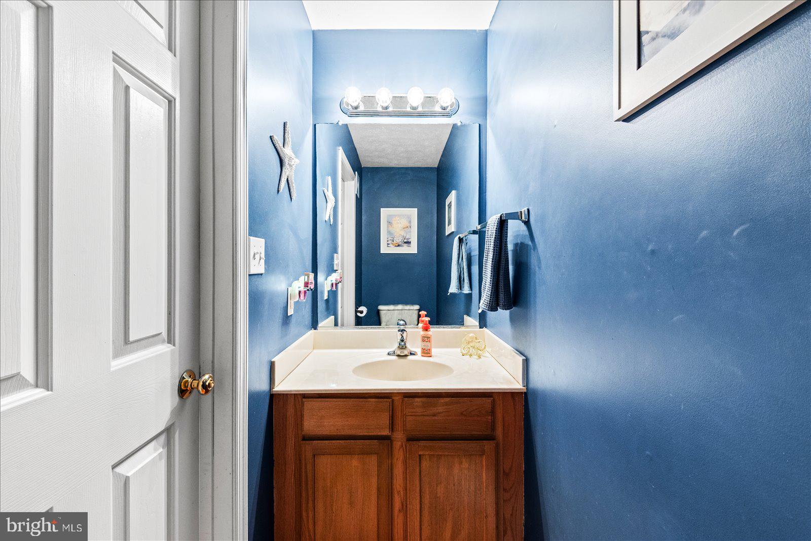 360 4th Street Colonial Beach, VA 22443 - Photo 15 of 36 Half Bathroom on Main Level