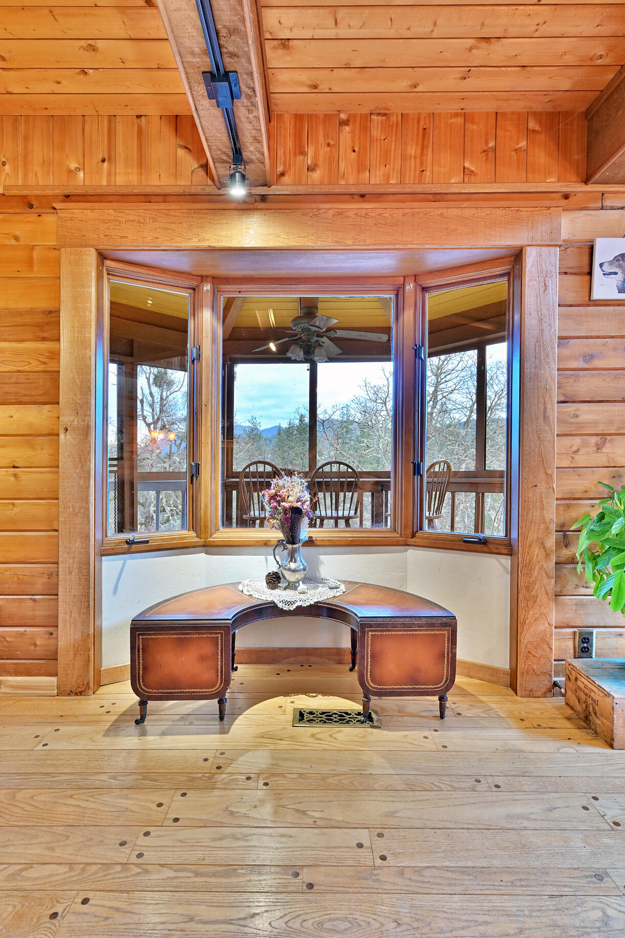800 Messinger Road Williams, OR 97544 - Photo 12 of 51 12