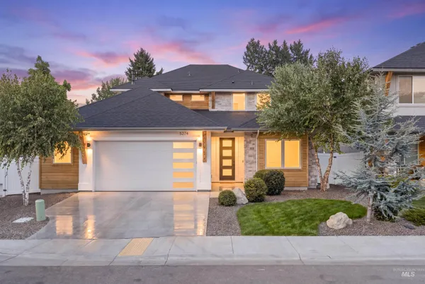 $1,049,900 | 5274 North Cengotita Avenue, Boise, ID 83703
