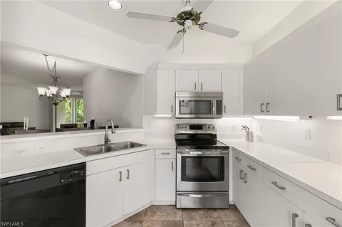 $289,900 | 3745 Fieldstone Boulevard, Unit 1102, Naples, FL 34109