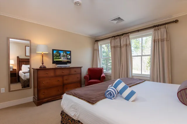 $625,000 | 193 Jackson Gore Road, Unit 640/642, Ludlow, VT 05149