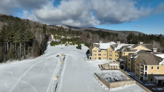 $625,000 | 193 Jackson Gore Road, Unit 640/642, Ludlow, VT 05149