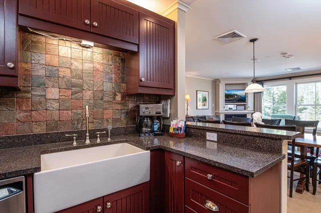 $625,000 | 193 Jackson Gore Road, Unit 640/642, Ludlow, VT 05149