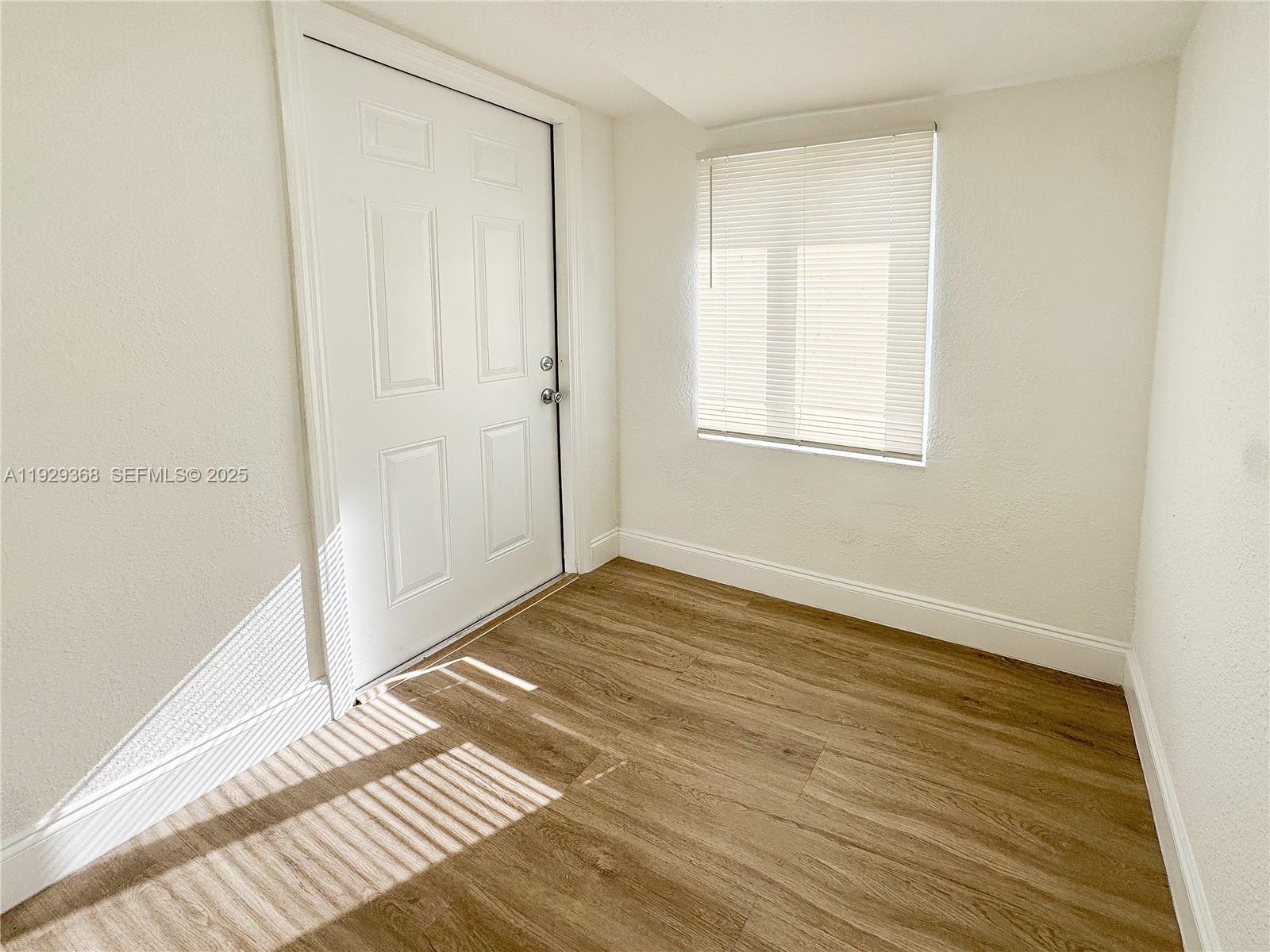 648 West 10th Street Riviera Beach, FL 33404 - Photo 5 of 19 Gallery Image 5