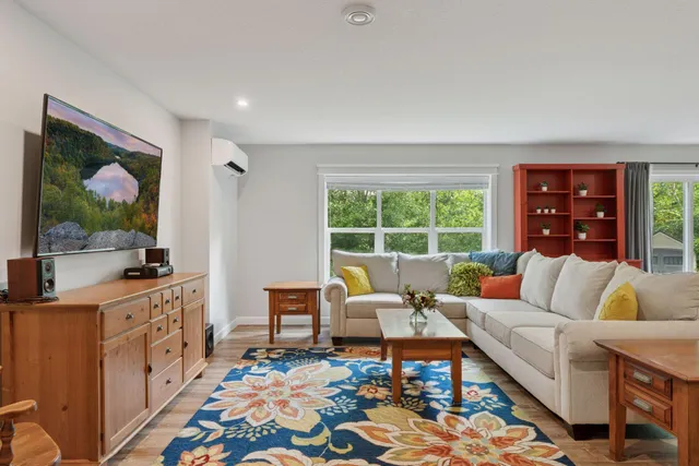 $539,900 | 959 239th Avenue Northwest, St. Francis, MN 55070