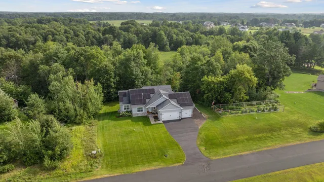 $539,900 | 959 239th Avenue Northwest, St. Francis, MN 55070
