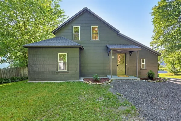 $349,900 | 8 Mt Pleasant Street, Webster, MA 01570
