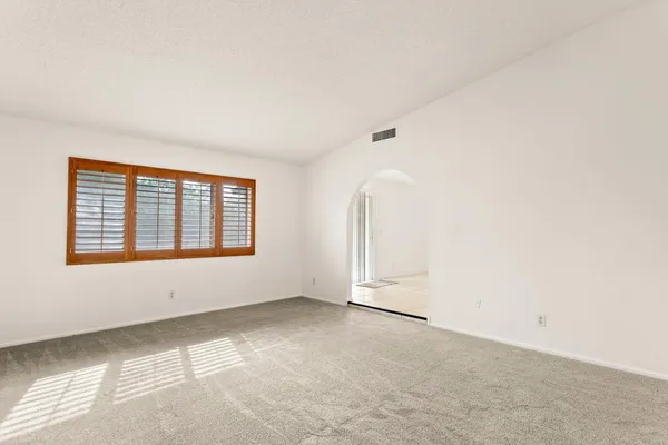 $2,200 | 7309 West Canterbury Drive, Peoria, AZ 85345