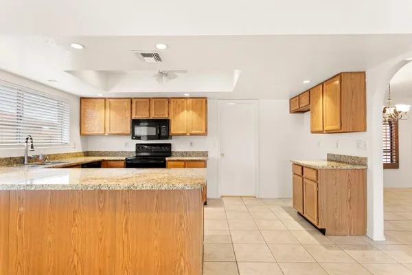 $2,200 | 7309 West Canterbury Drive, Peoria, AZ 85345