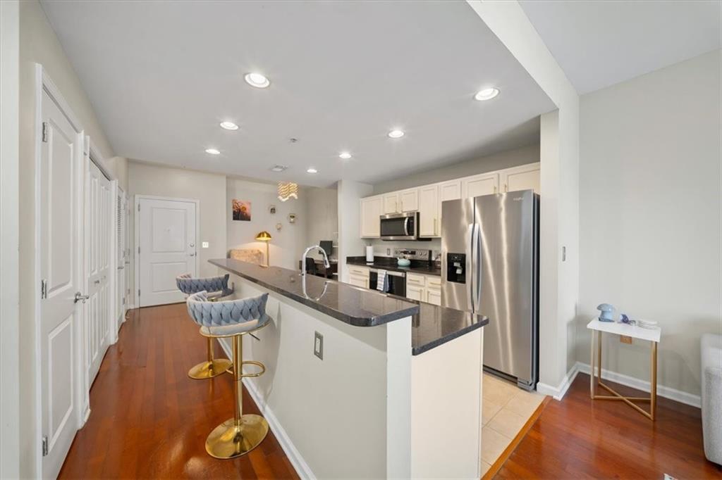 3040 Peachtree Road Northwest, Unit 702 Atlanta, GA 30305 - Photo 5 of 32